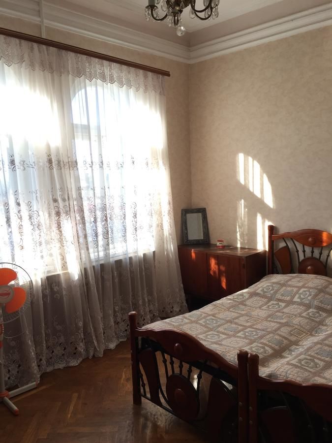 Проживание в семье Проживание в семье Хозяевами Сухум-23