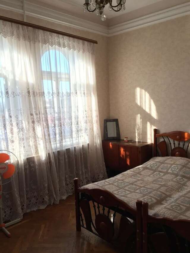 Проживание в семье Проживание в семье Хозяевами Сухум-42